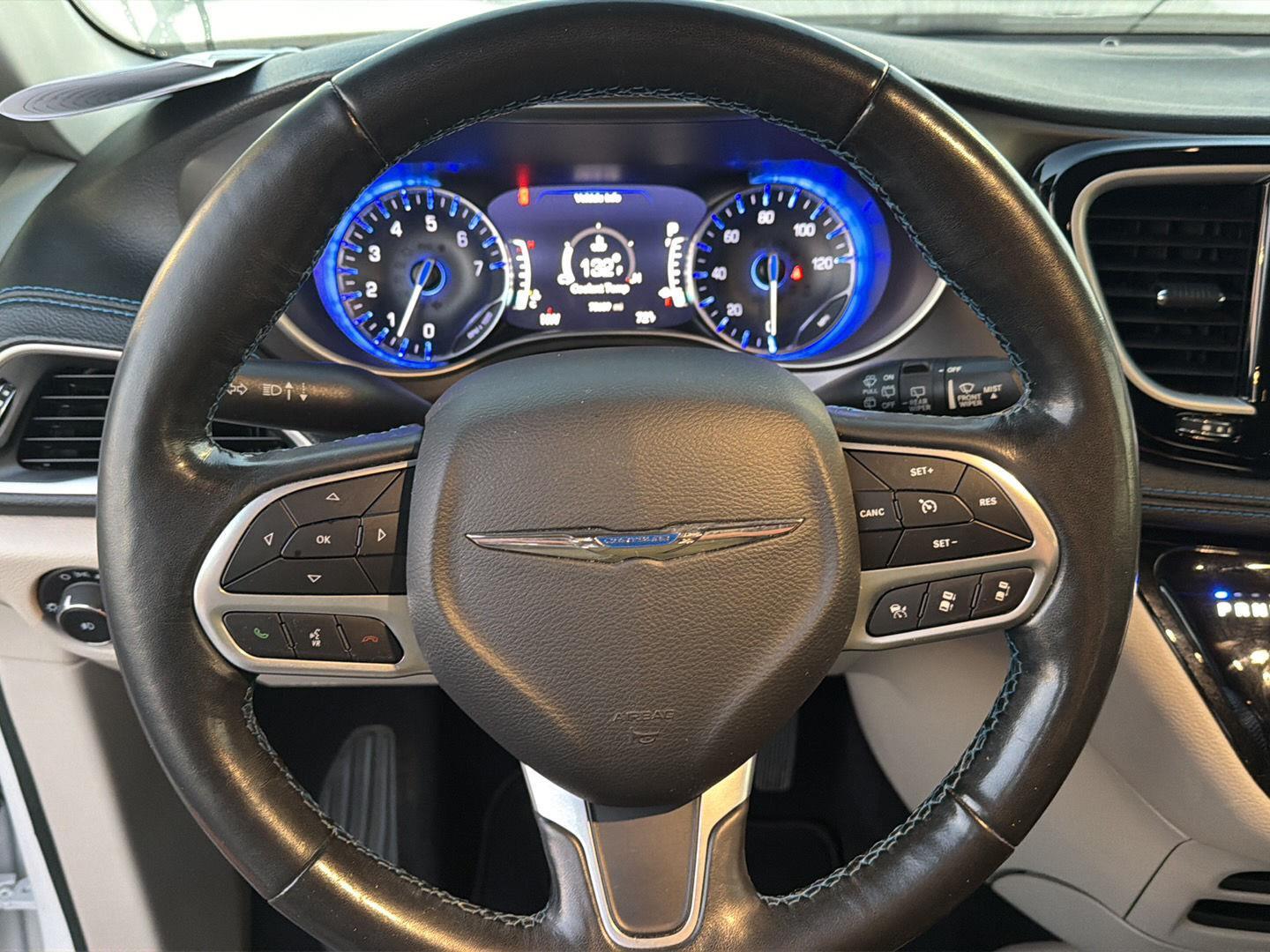 Used 2021 Chrysler Pacifica Van