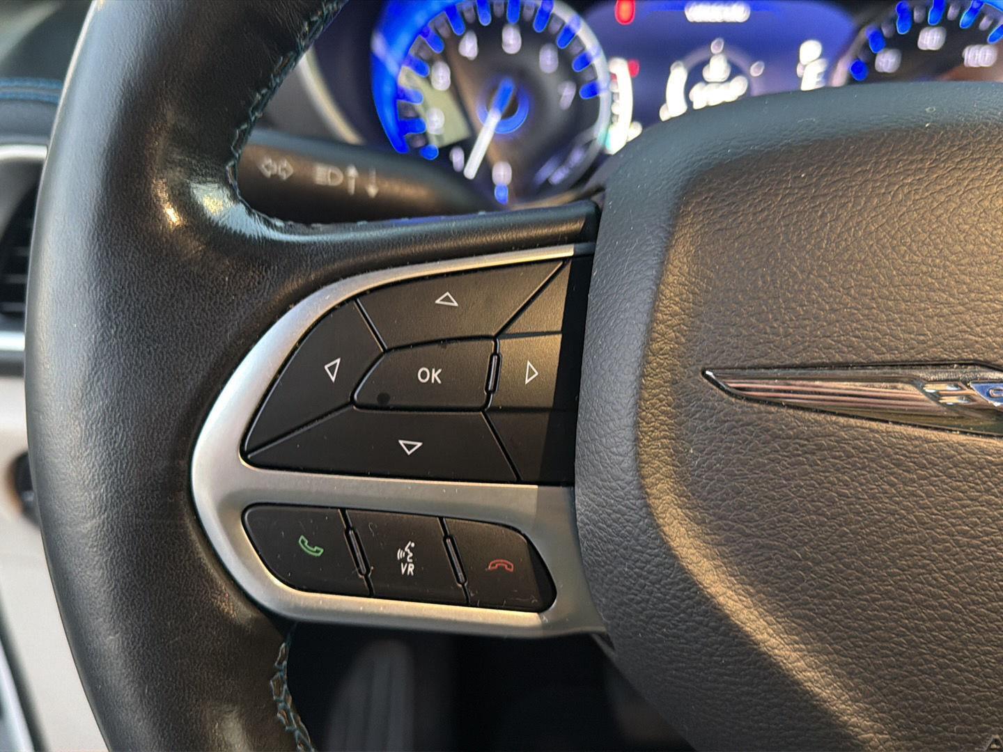 Used 2021 Chrysler Pacifica Van