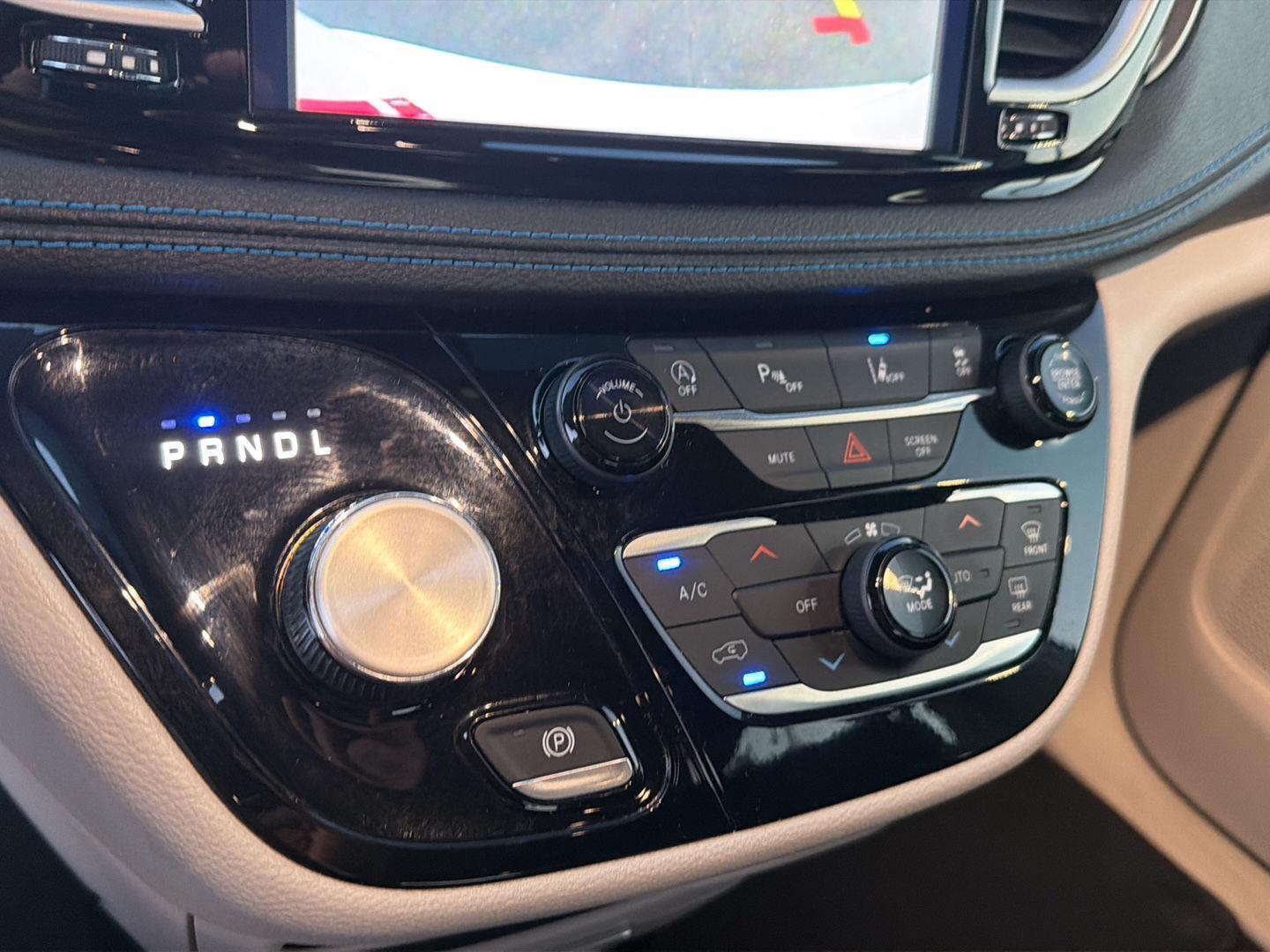 Used 2021 Chrysler Pacifica Van