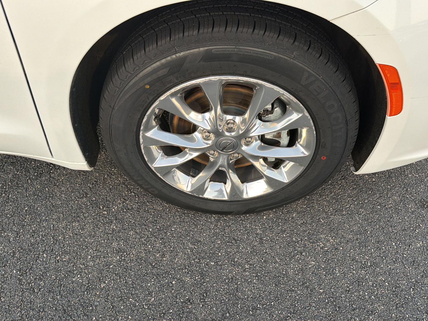 Used 2021 Chrysler Pacifica Van
