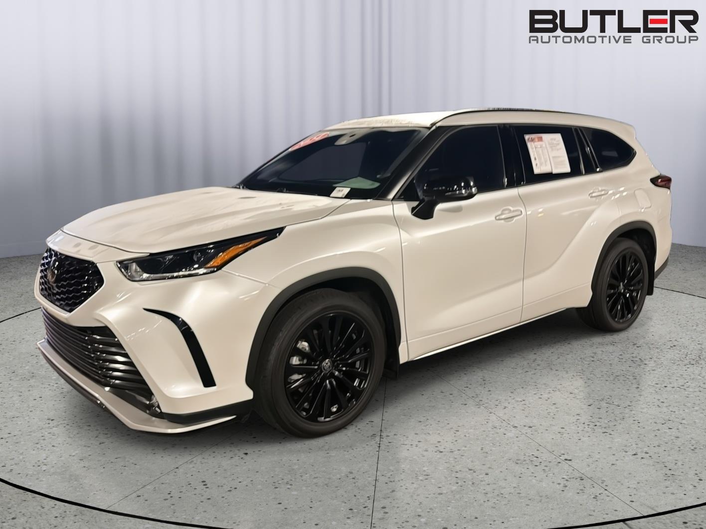 Used 2024 Toyota Highlander SUV
