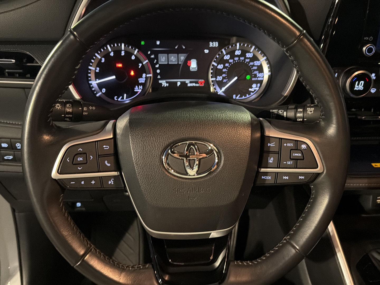 Used 2024 Toyota Highlander SUV