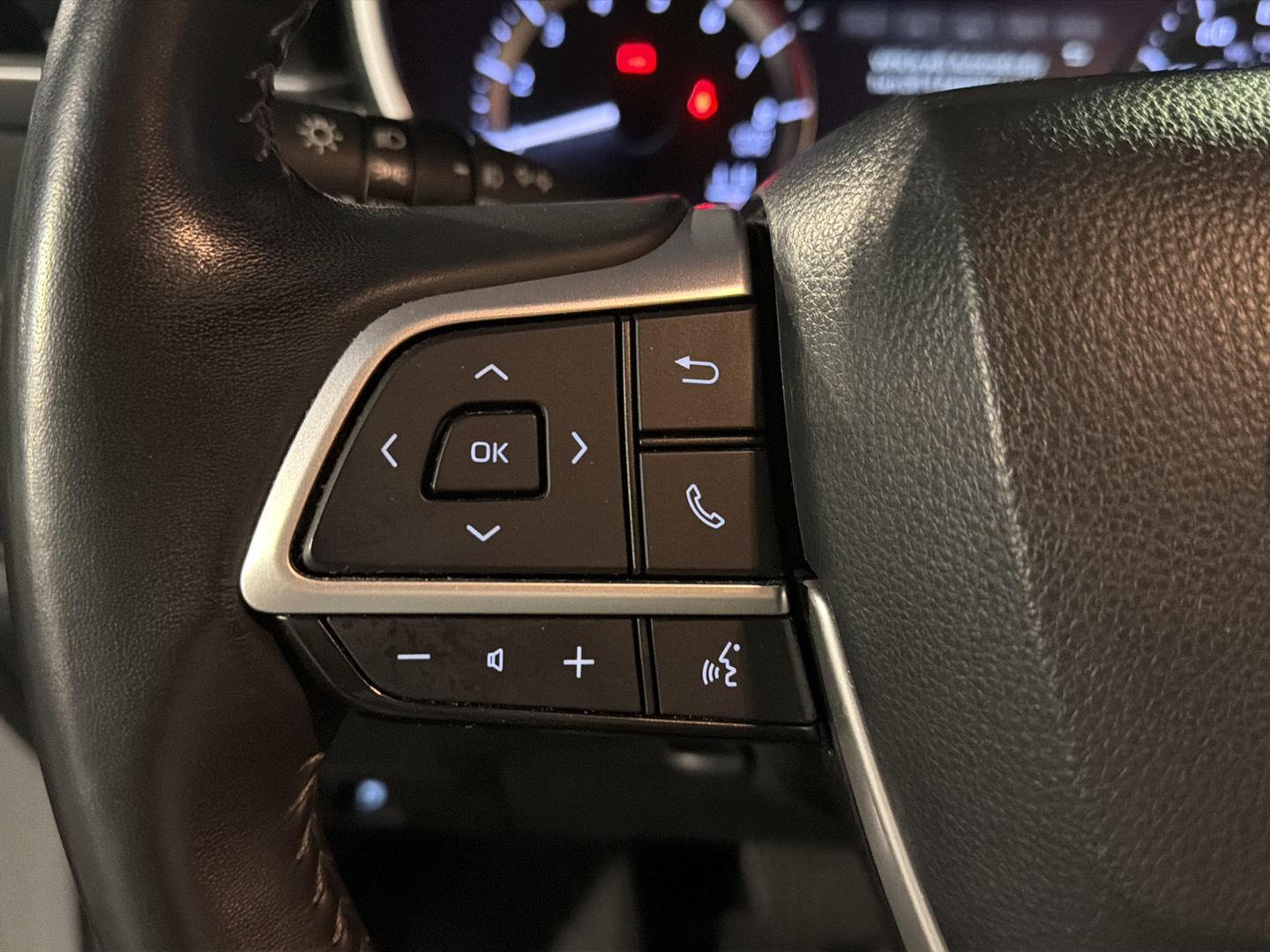 Used 2024 Toyota Highlander SUV