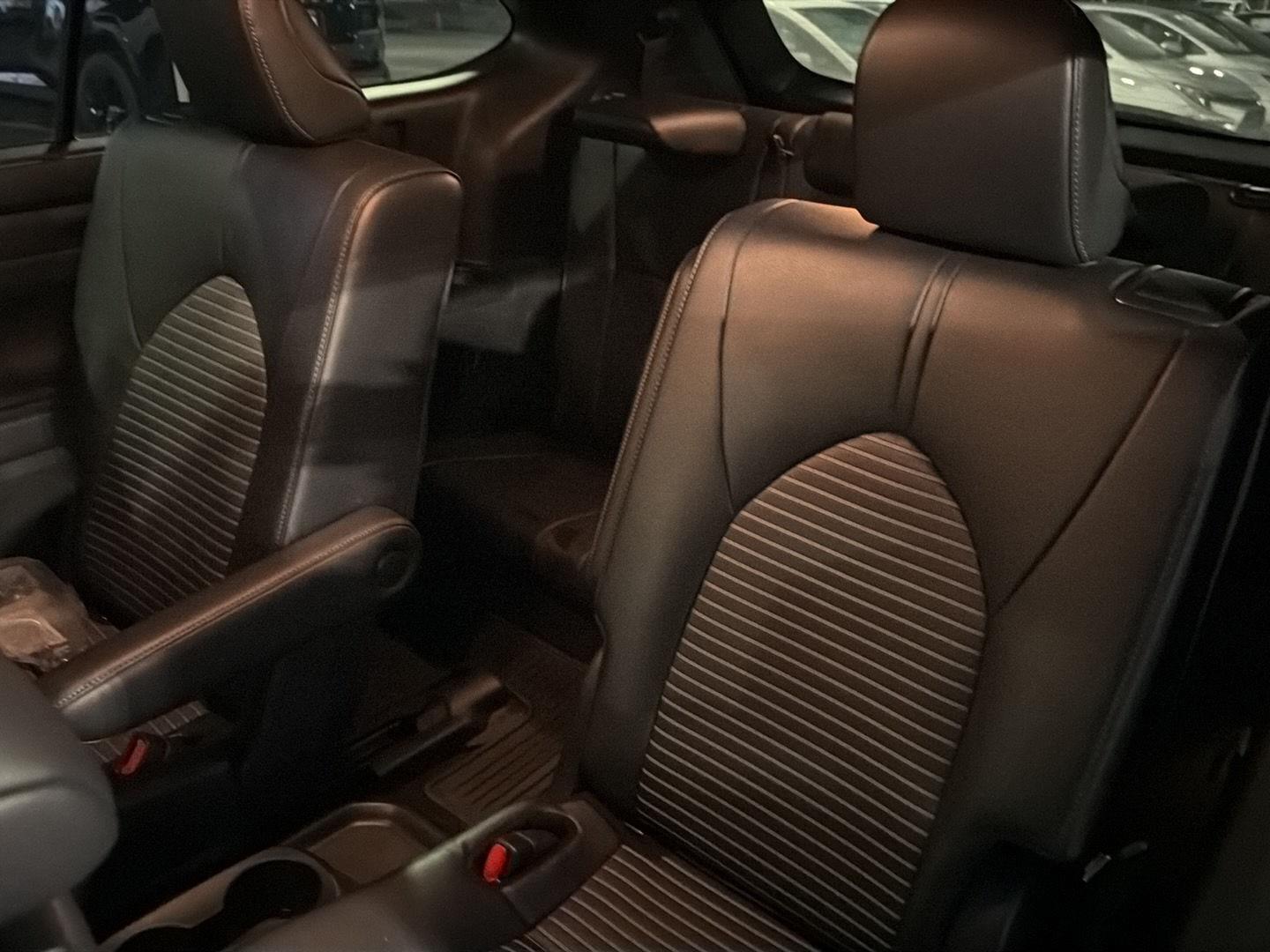 Used 2024 Toyota Highlander SUV