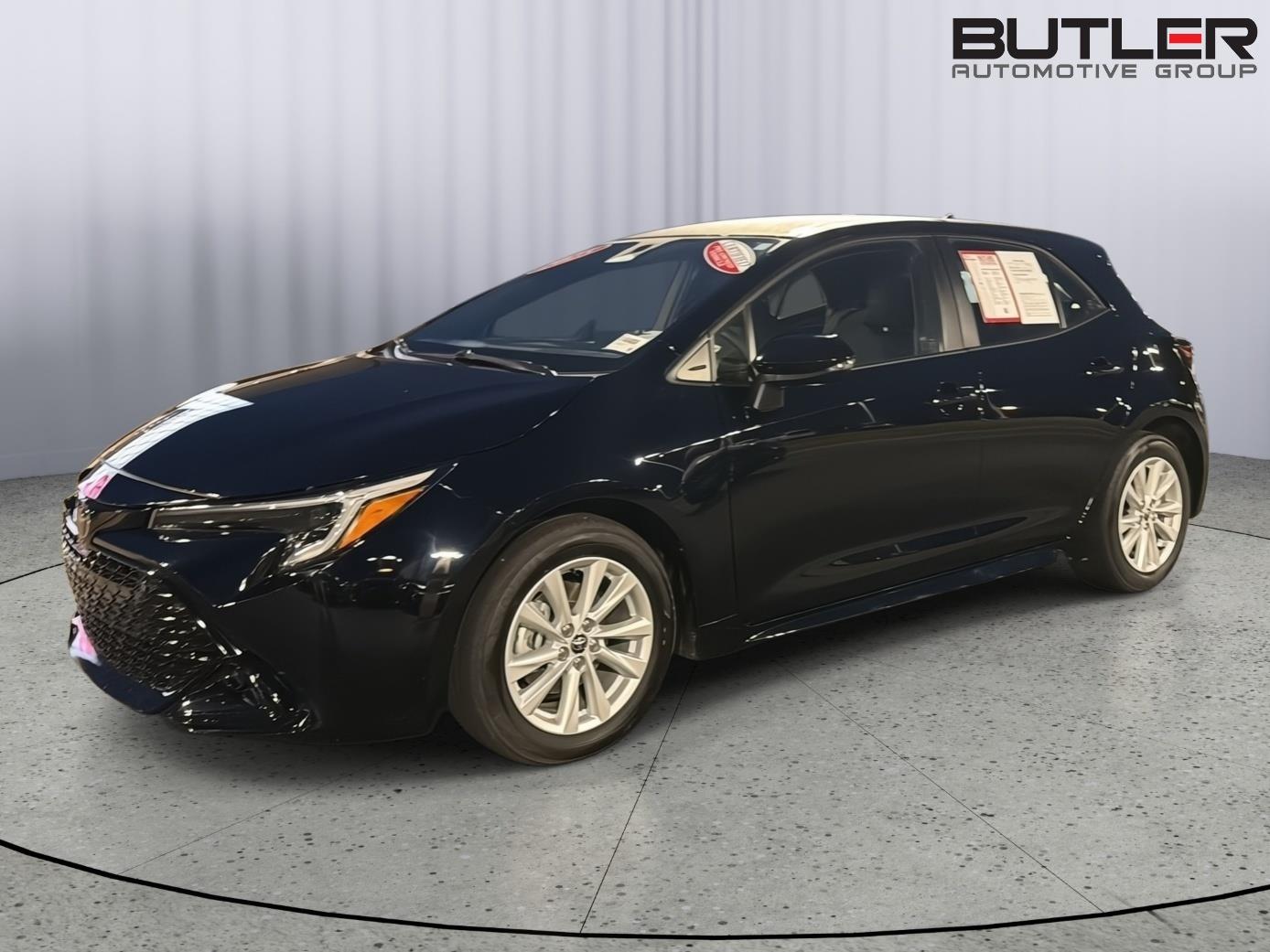  2025 Toyota Corolla Hatchback SE FWD   