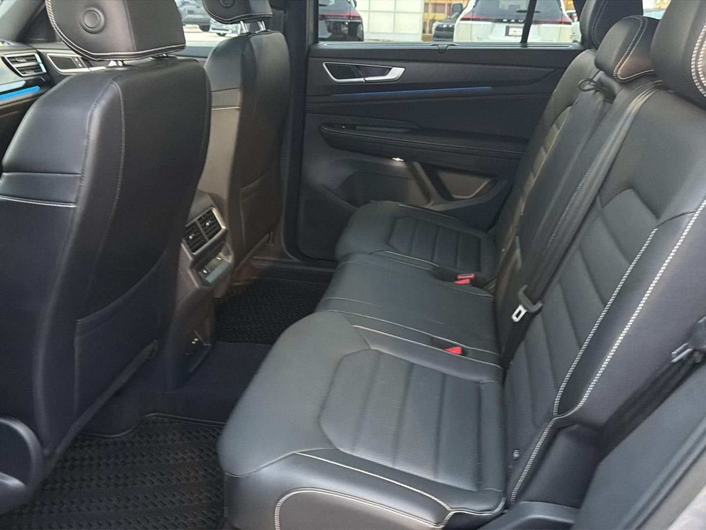 Used 2024 Volkswagen Atlas Cross Sport SUV