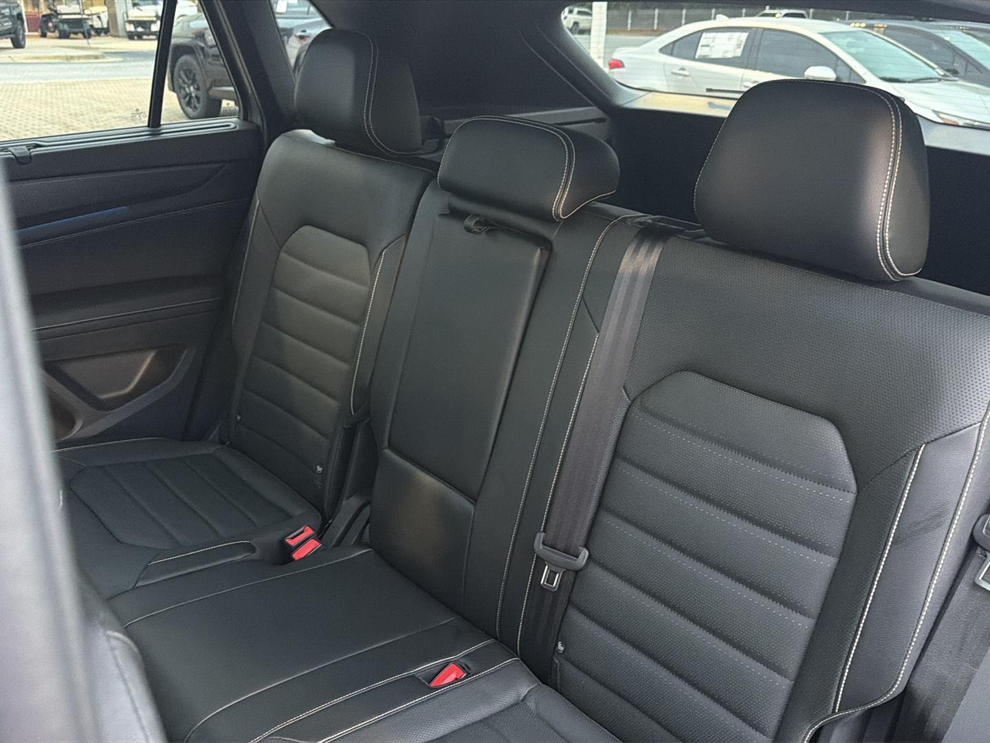 Used 2024 Volkswagen Atlas Cross Sport SUV