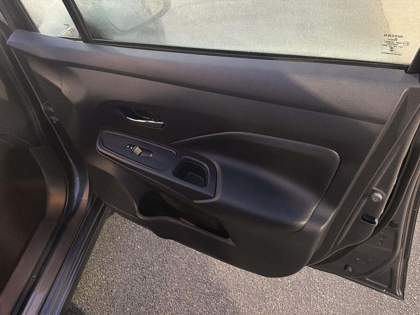 Used 2025 Nissan Versa Sedan