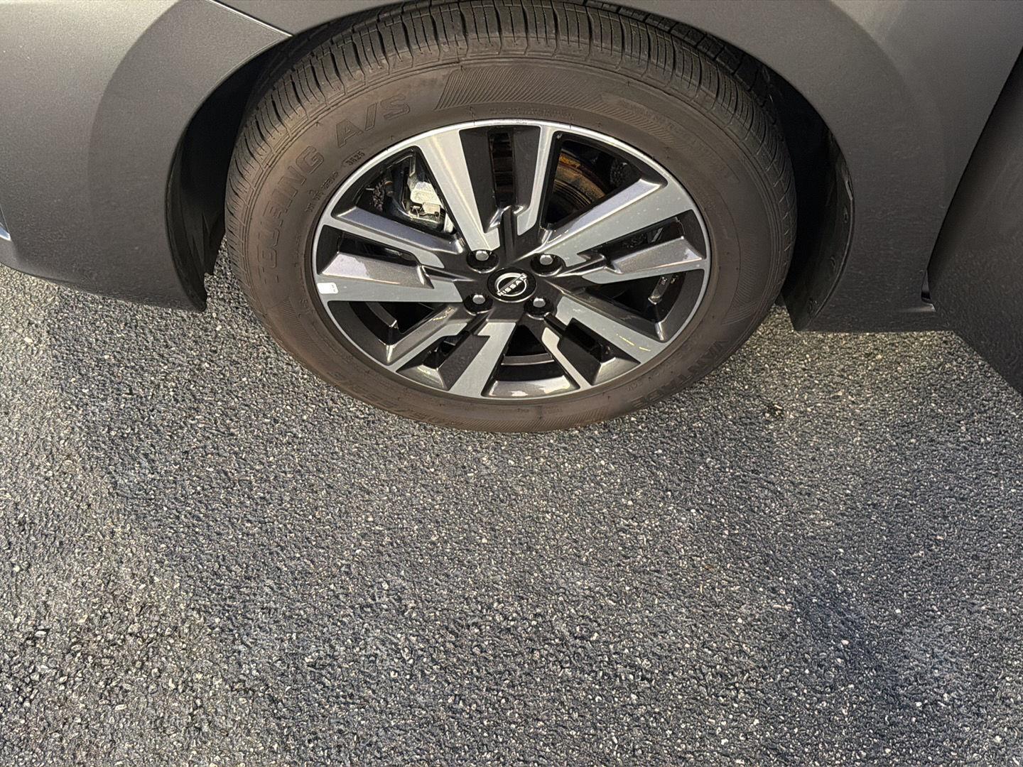 Used 2025 Nissan Versa Sedan