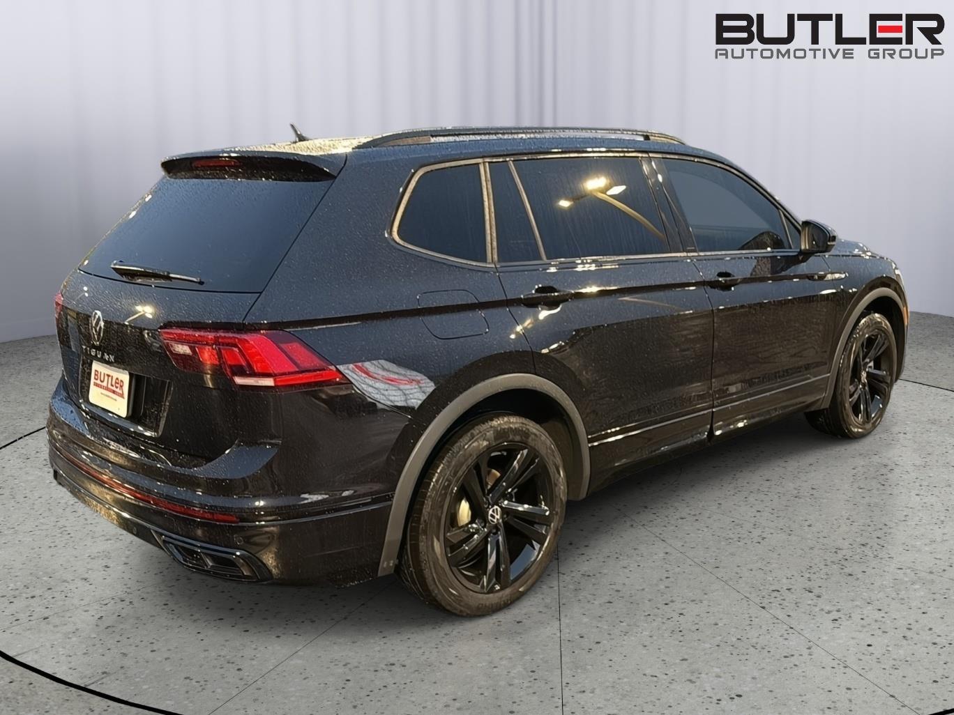 Used 2024 Volkswagen Tiguan SUV