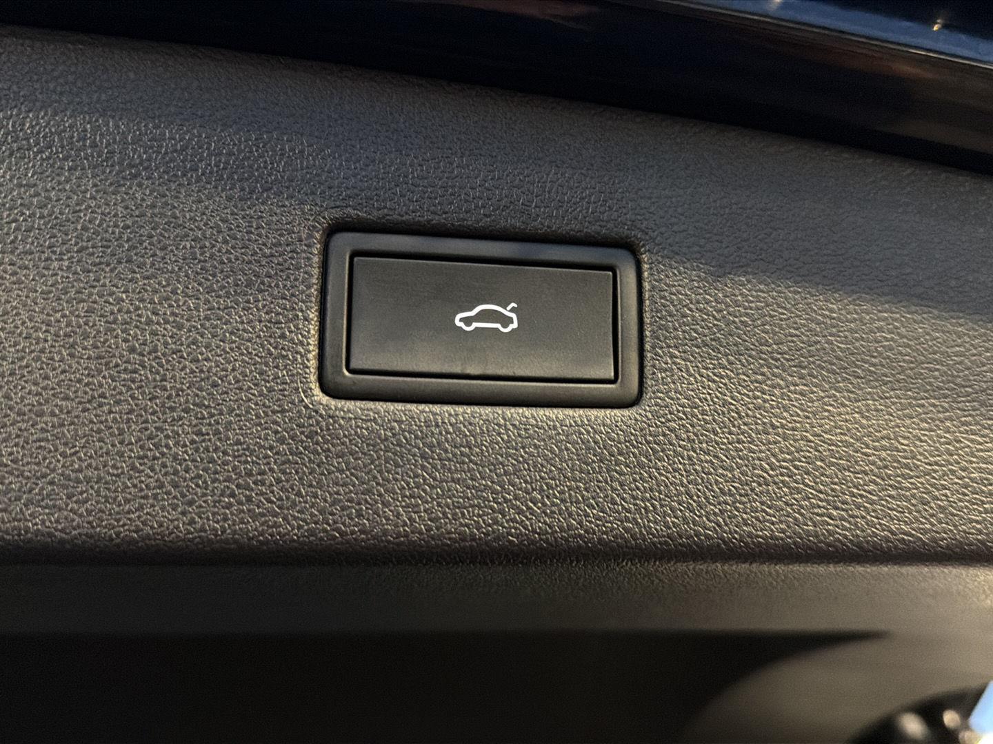 Used 2024 Volkswagen Tiguan SUV