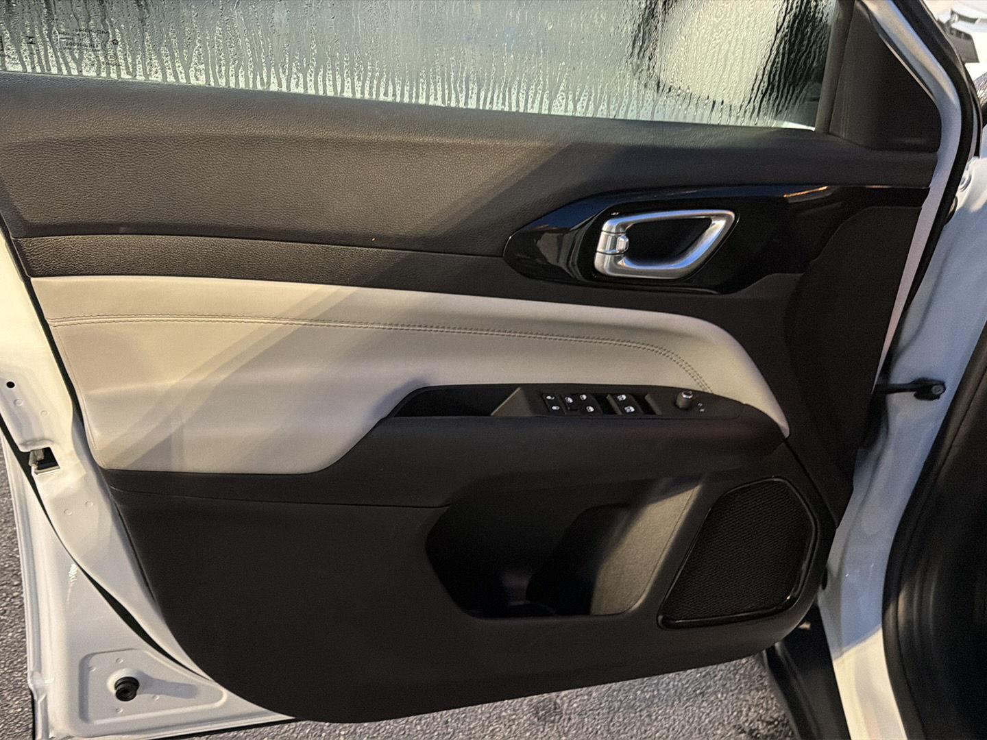 Used 2025 Jeep Compass SUV