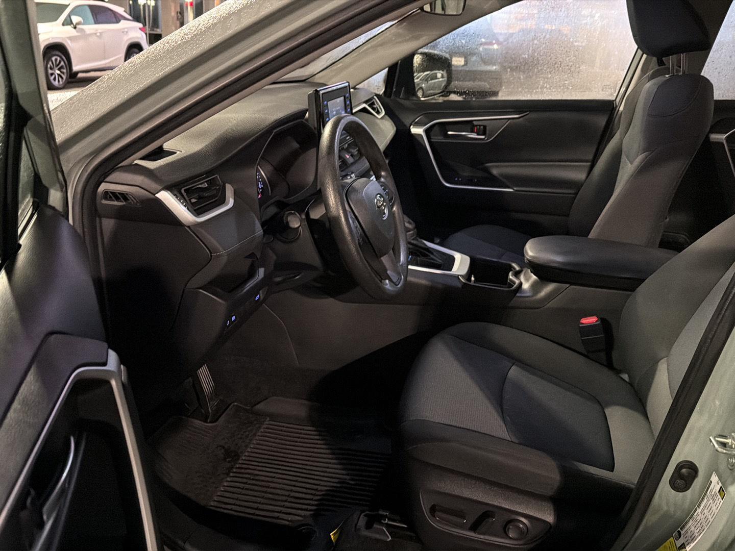 Used 2022 Toyota RAV4 SUV