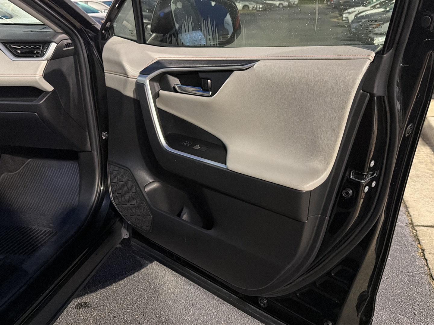Used 2022 Toyota RAV4 SUV