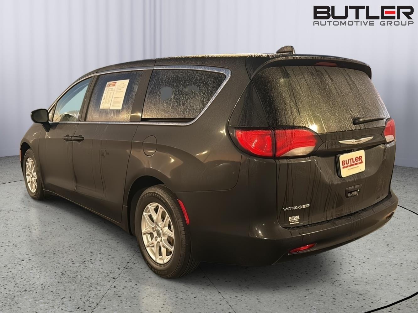 Used 2023 Chrysler Voyager Van