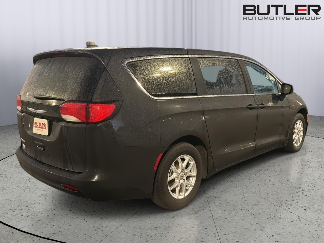 Used 2023 Chrysler Voyager Van
