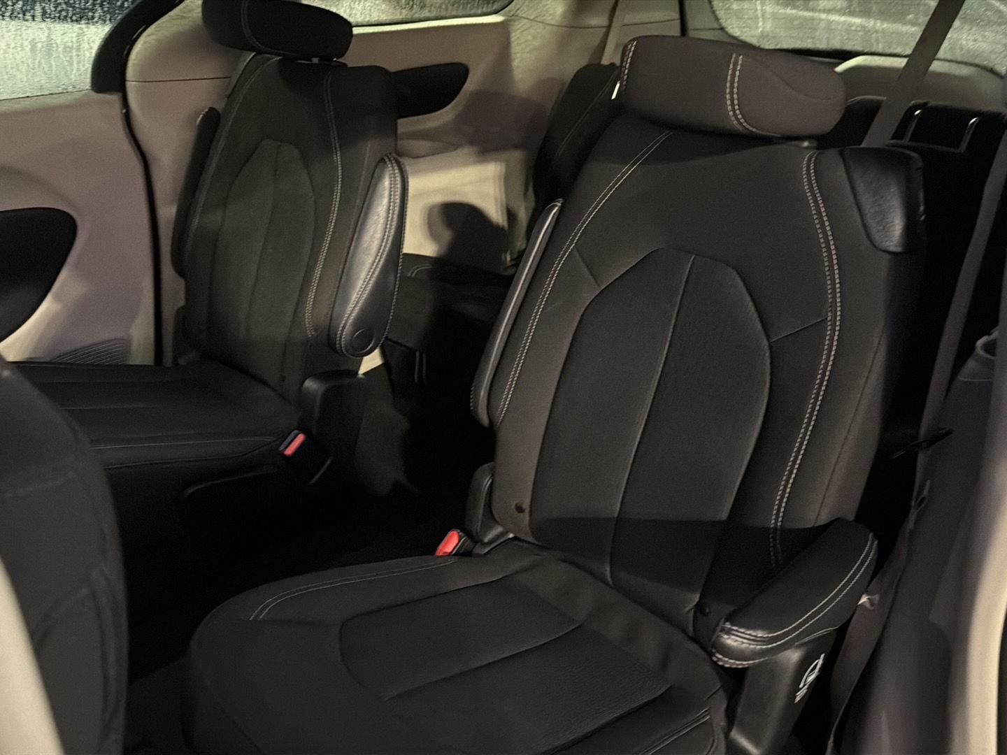 Used 2023 Chrysler Voyager Van