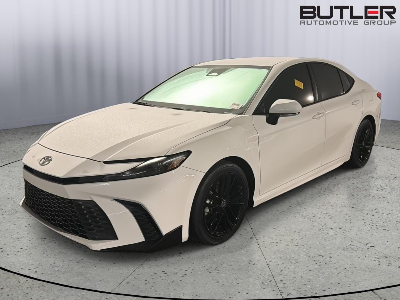 Ice Cap 2025 Toyota Camry Sedan Front-Wheel Drive Continuously Variable Transmission
