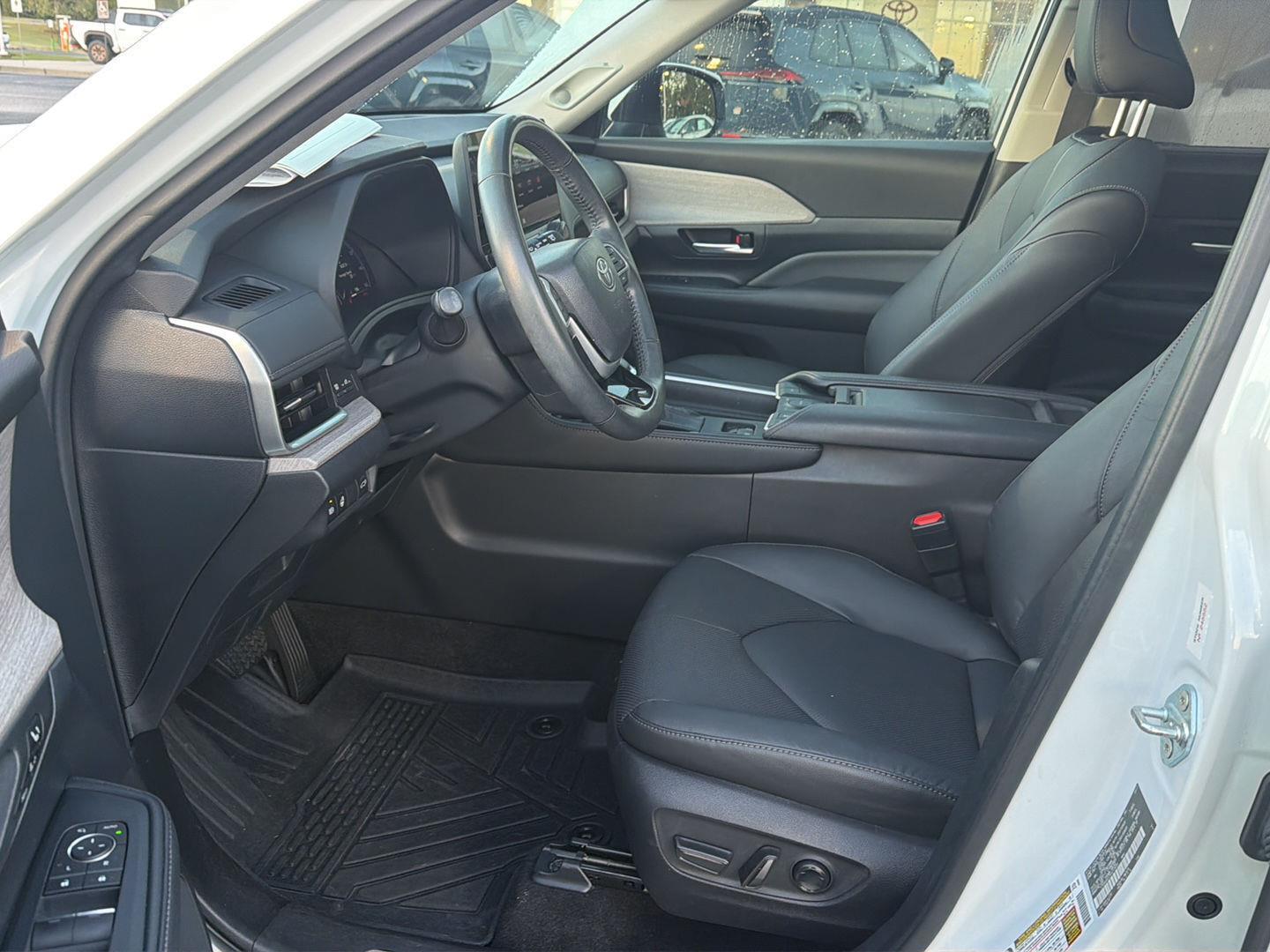 Used 2024 Toyota Grand Highlander SUV
