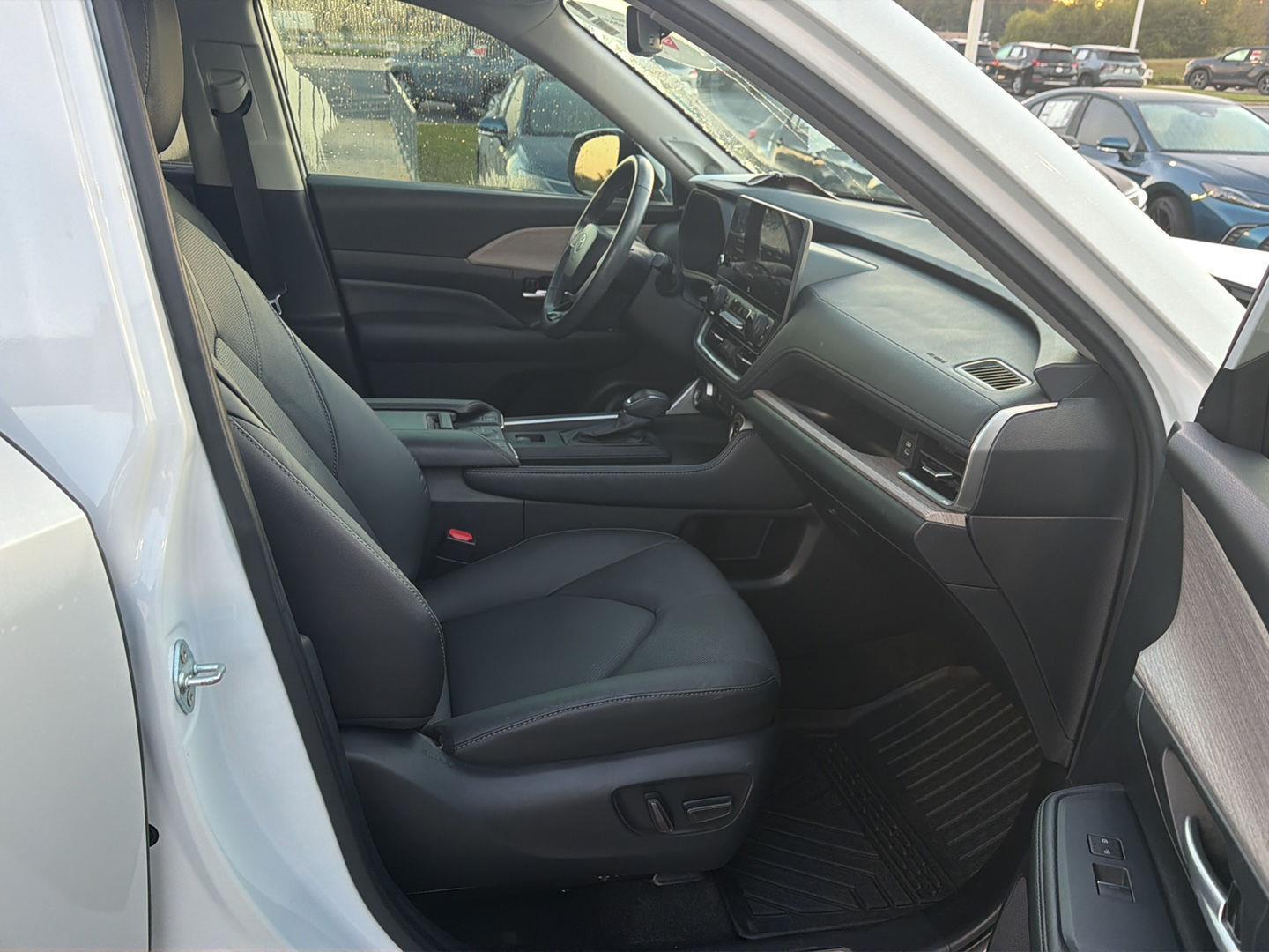 Used 2024 Toyota Grand Highlander SUV