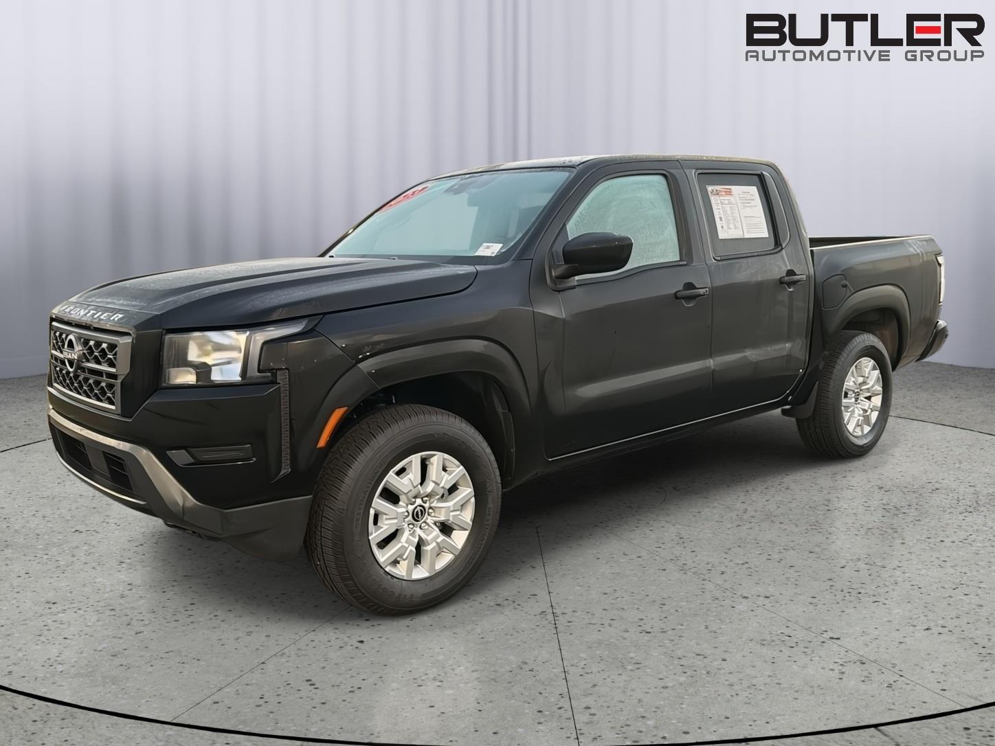 2023 Nissan Frontier SV Crew Cab 4WD