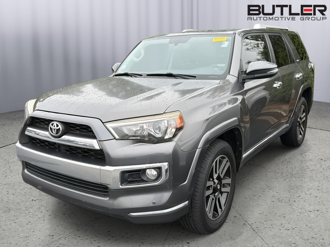 2015 Toyota 4Runner SR5 4x4 V6's photo