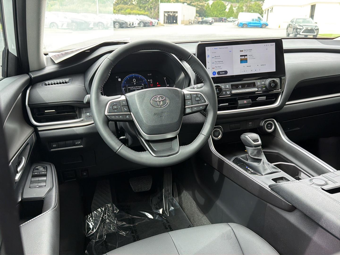 Used 2025 Toyota Grand Highlander SUV