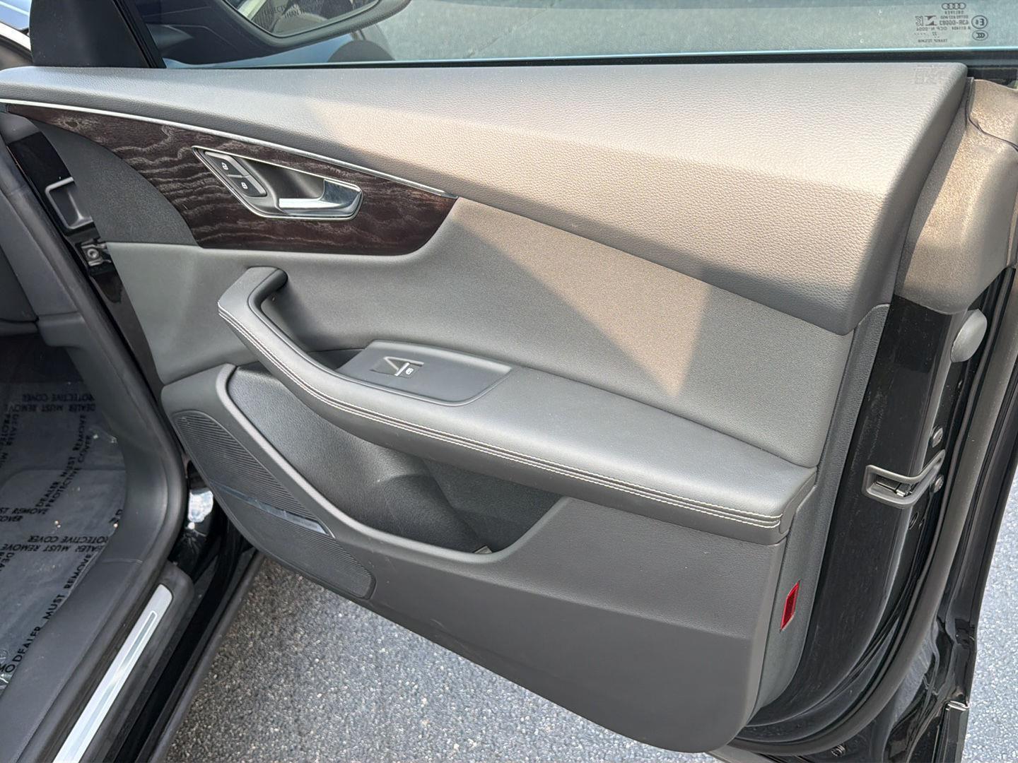 Used 2023 Audi Q8 SUV