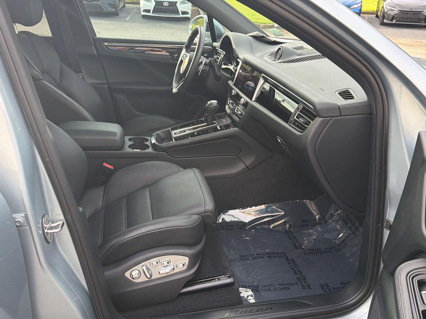 Used 2023 Porsche Macan SUV