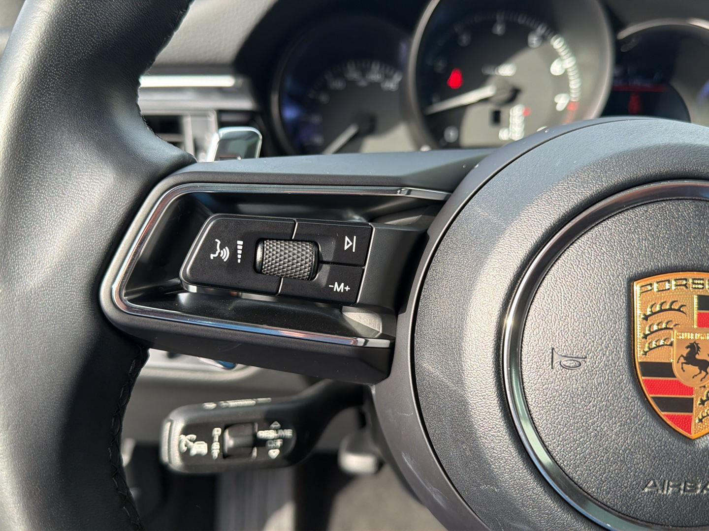 Used 2023 Porsche Macan SUV