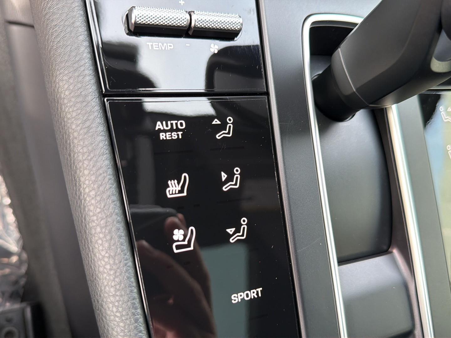 Used 2023 Porsche Macan SUV