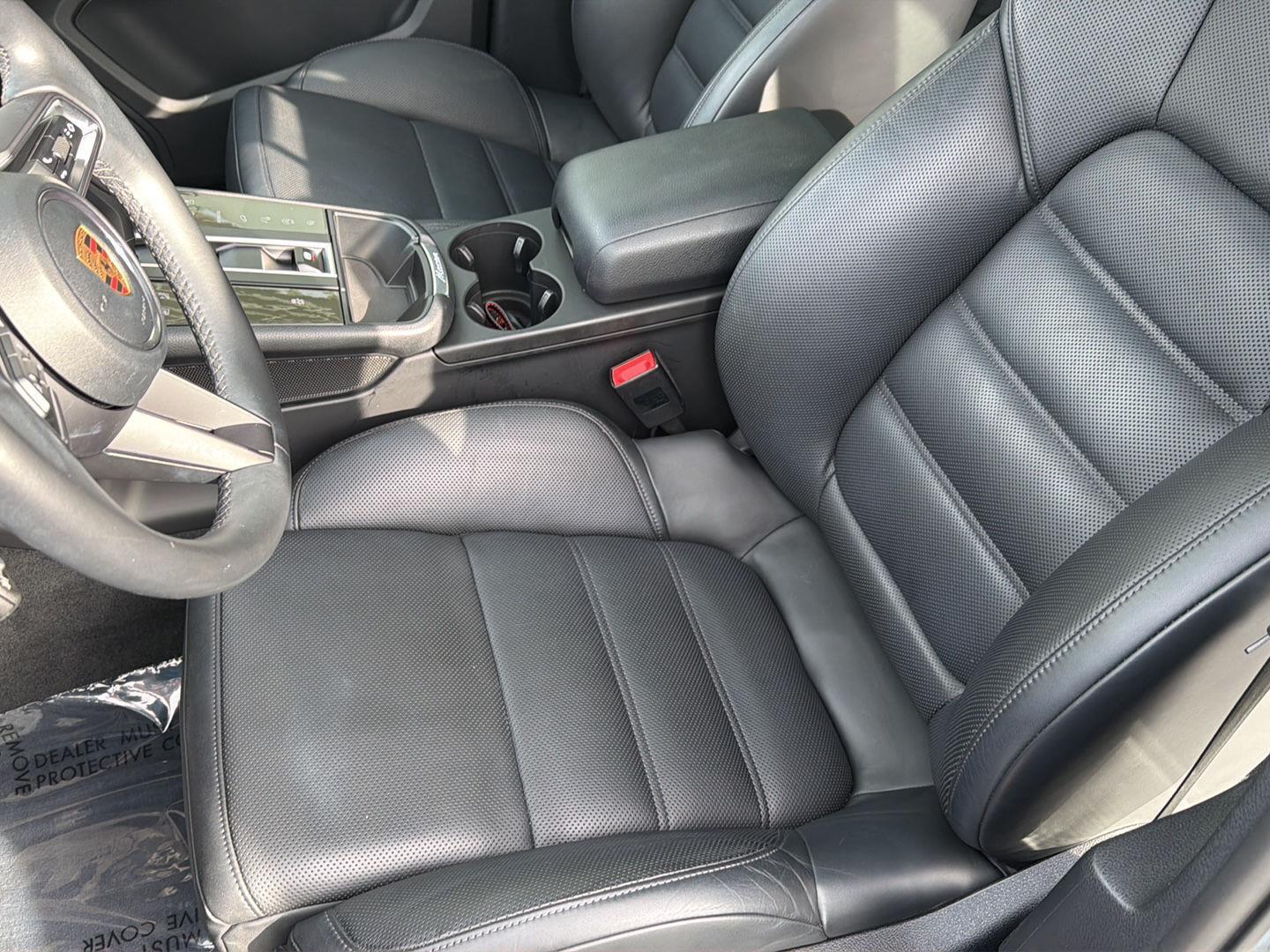 Used 2023 Porsche Macan SUV