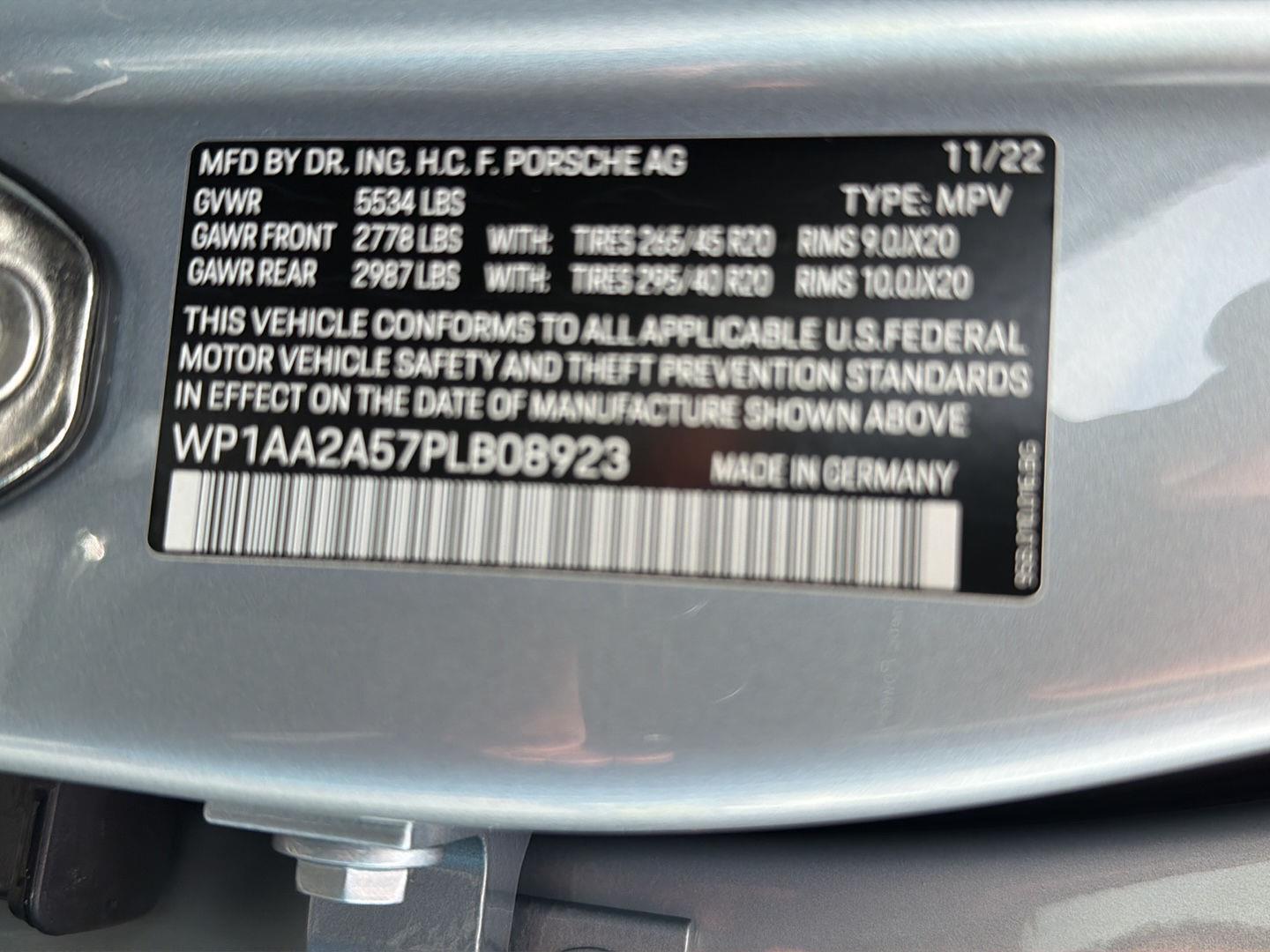 Used 2023 Porsche Macan SUV