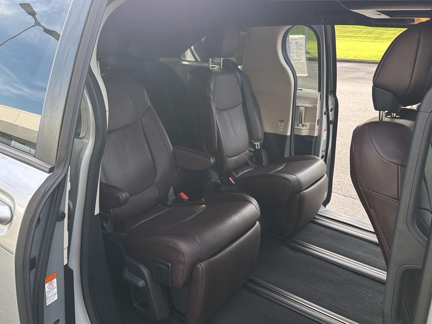 Used 2023 Toyota Sienna Van