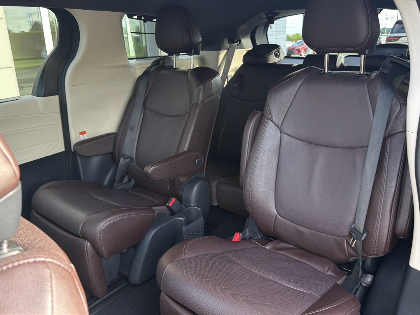 Used 2023 Toyota Sienna Van