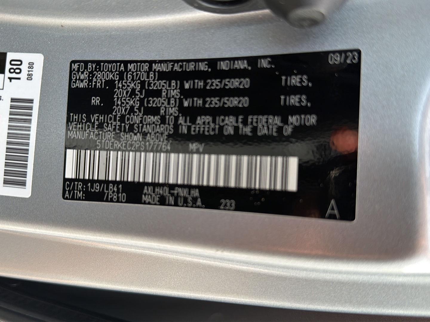 Used 2023 Toyota Sienna Van