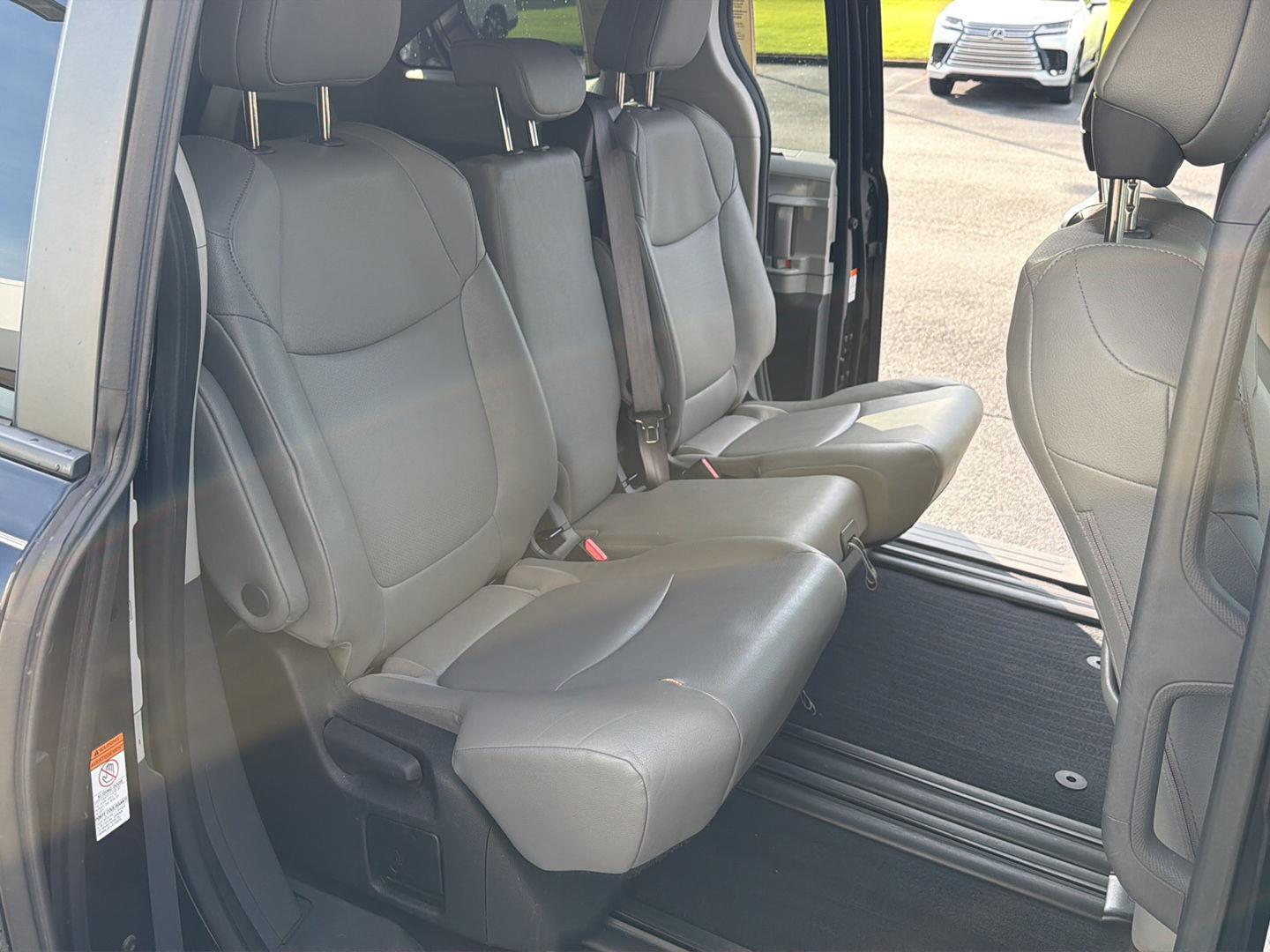 Used 2023 Toyota Sienna Van