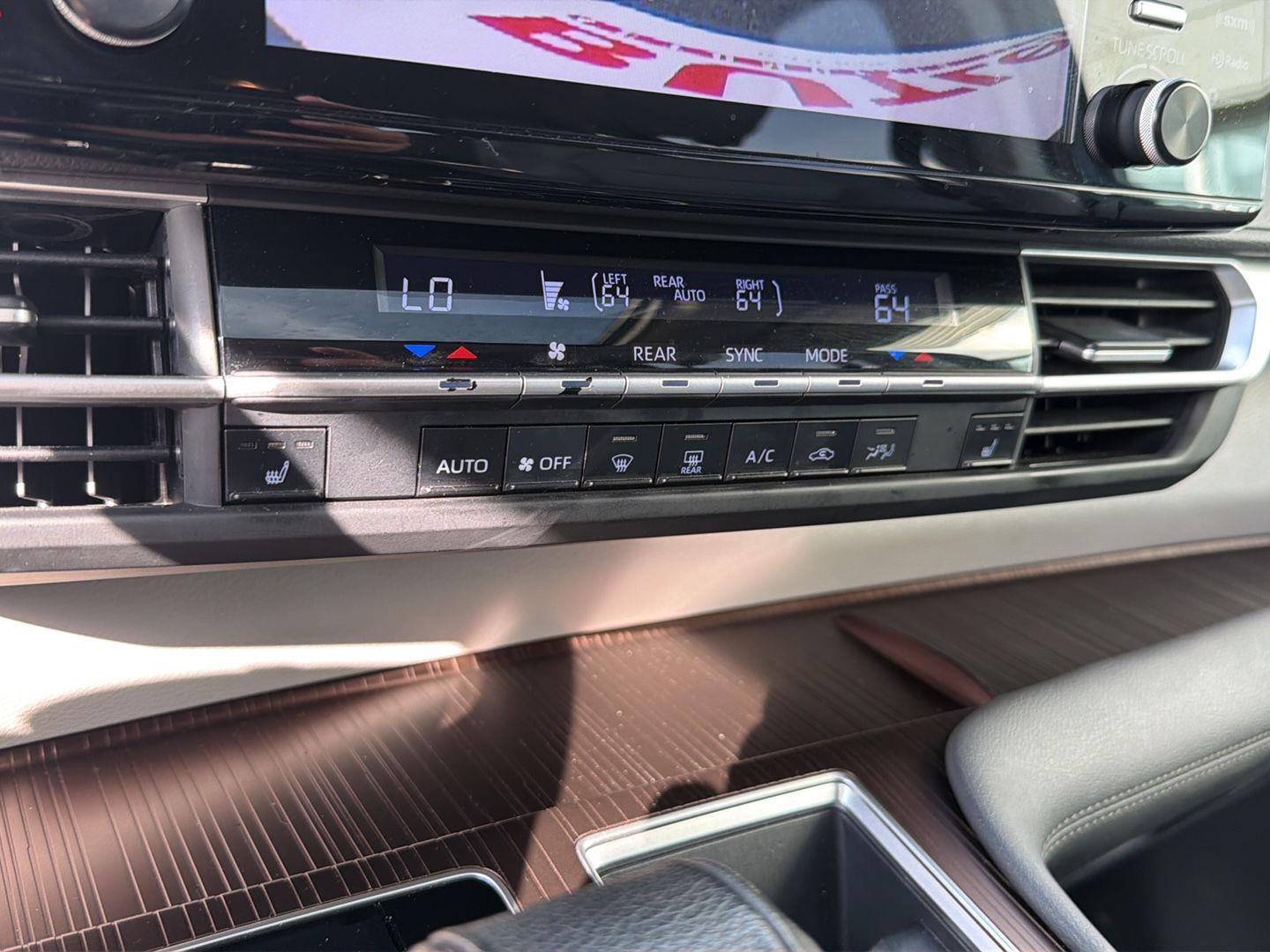 Used 2023 Toyota Sienna Van