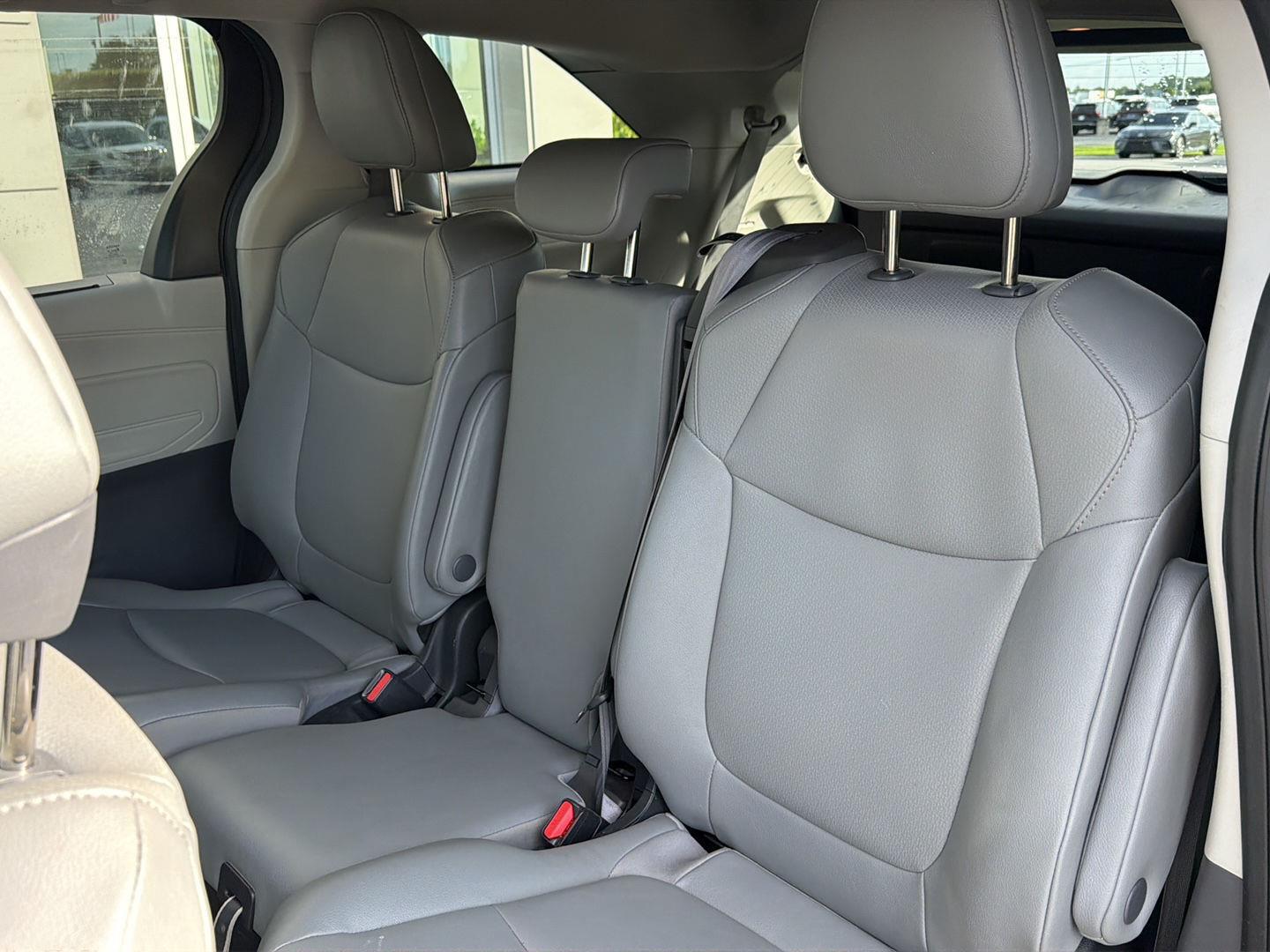 Used 2023 Toyota Sienna Van