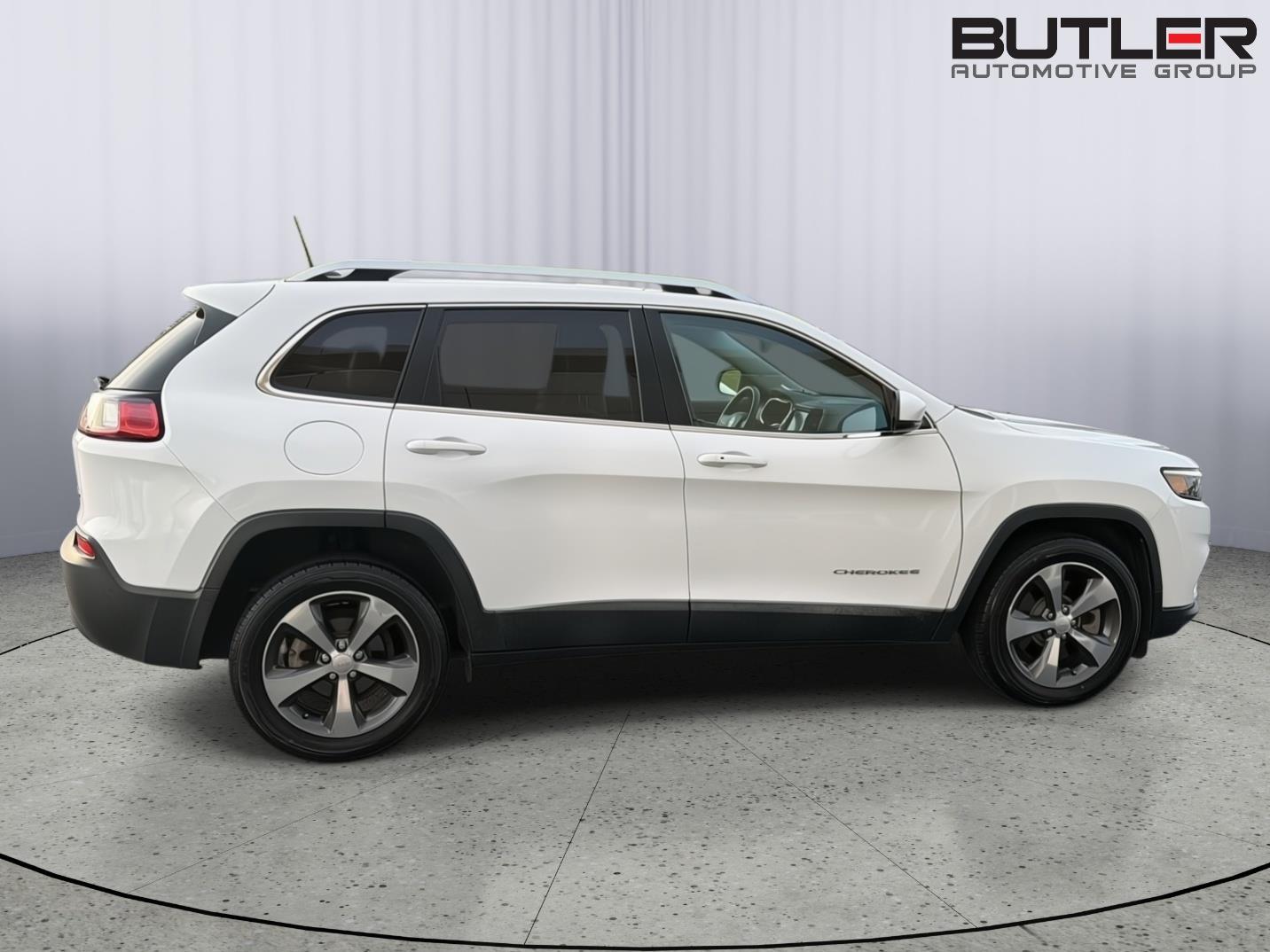 Used 2019 Jeep Cherokee SUV
