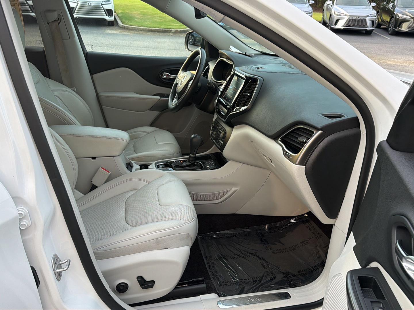 Used 2019 Jeep Cherokee SUV