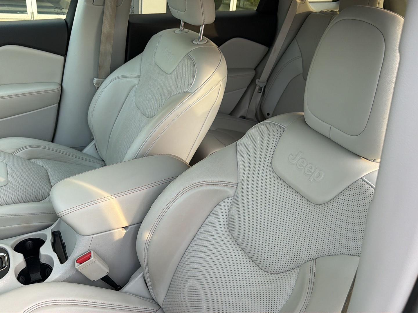 Used 2019 Jeep Cherokee SUV