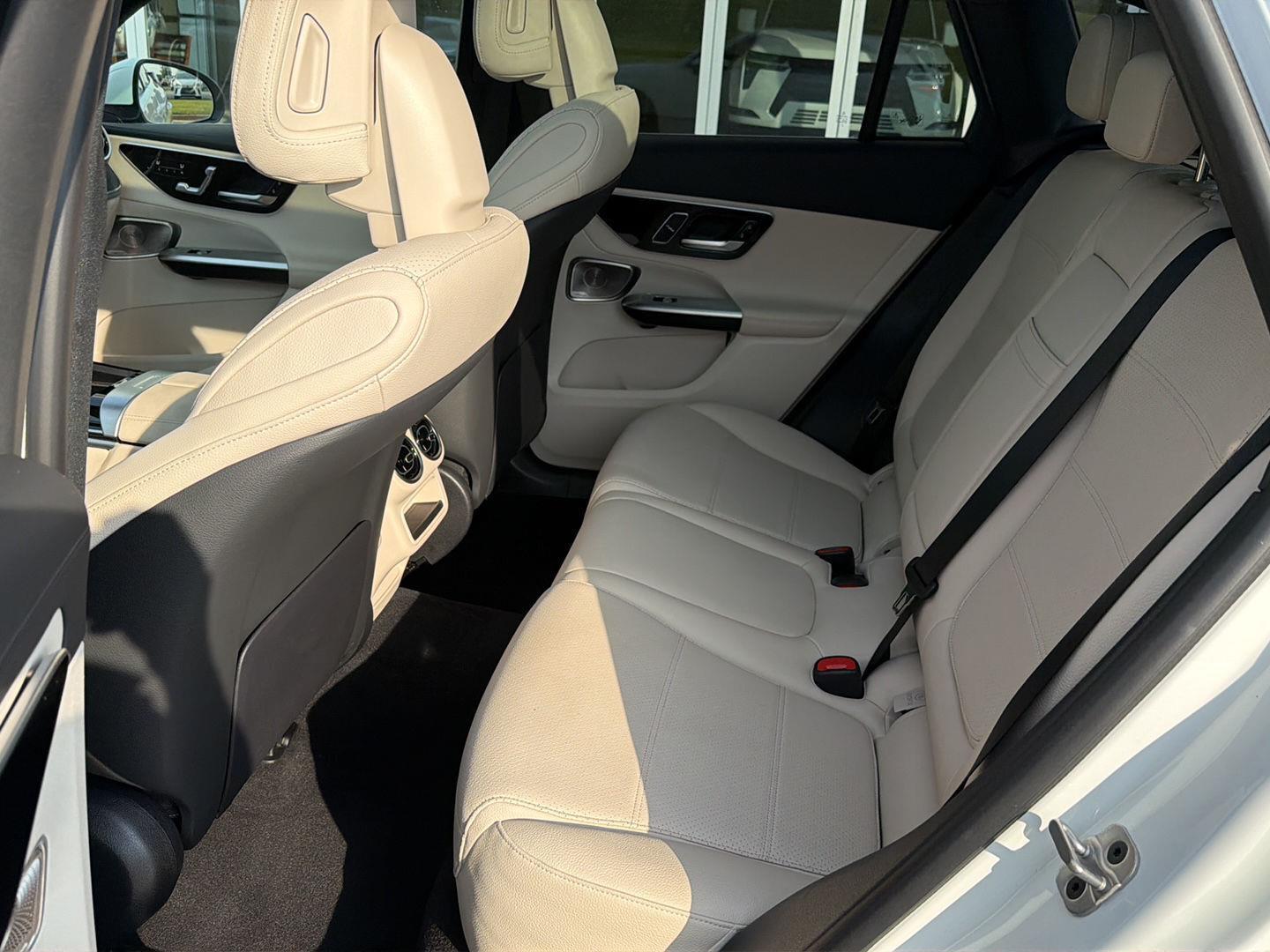 Used 2024 Mercedes-benz GLC SUV