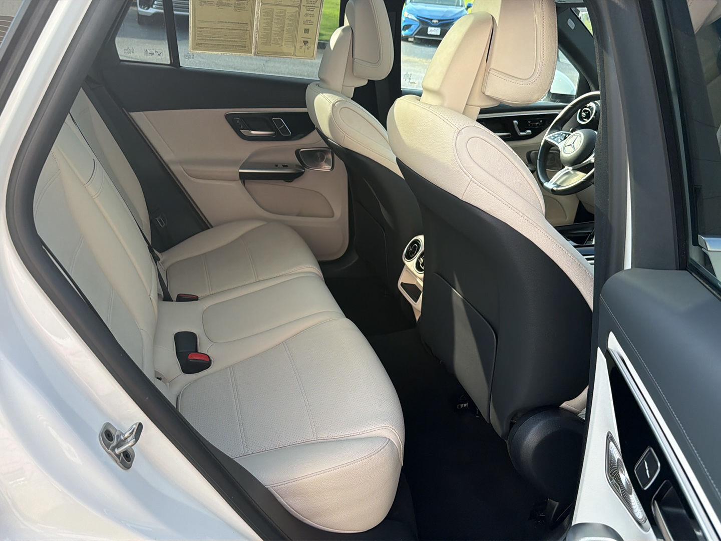 Used 2024 Mercedes-benz GLC SUV
