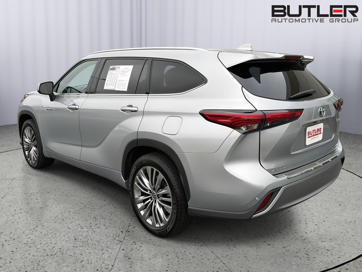 Used 2020 Toyota Highlander Hybrid SUV
