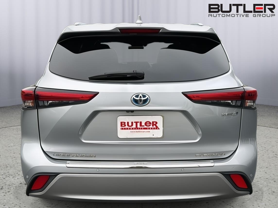 Used 2020 Toyota Highlander Hybrid SUV