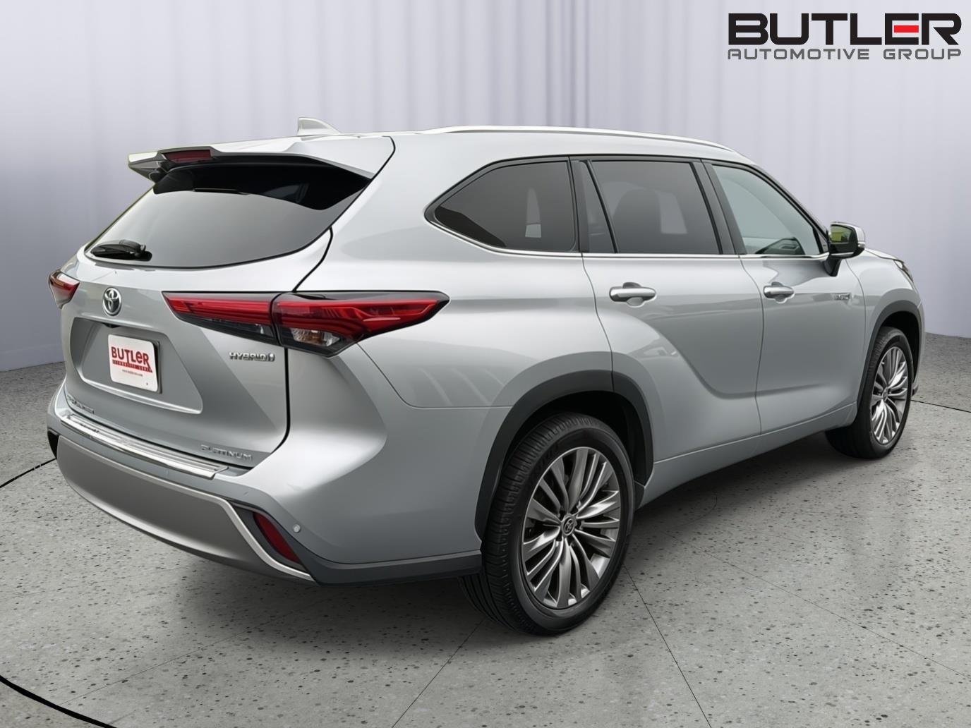 Used 2020 Toyota Highlander Hybrid SUV