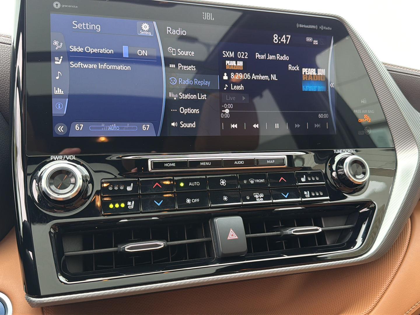Used 2020 Toyota Highlander Hybrid SUV