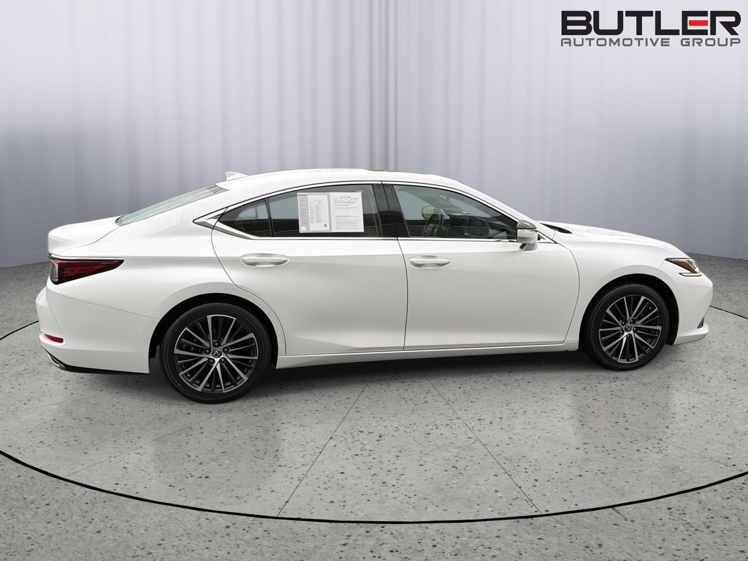 Used 2023 Lexus ES Sedan