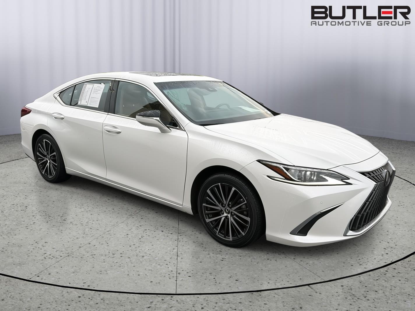Used 2023 Lexus ES Sedan